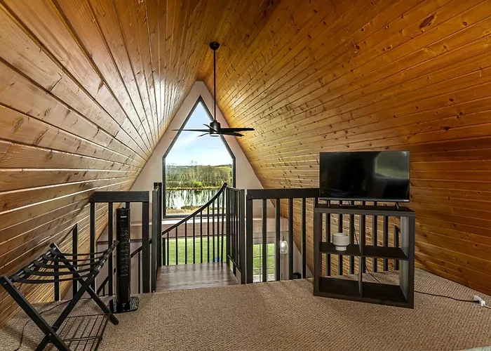 Beautiful A-frame With Hot-tub In Makanda, Illinois Дом отдыха Makanda