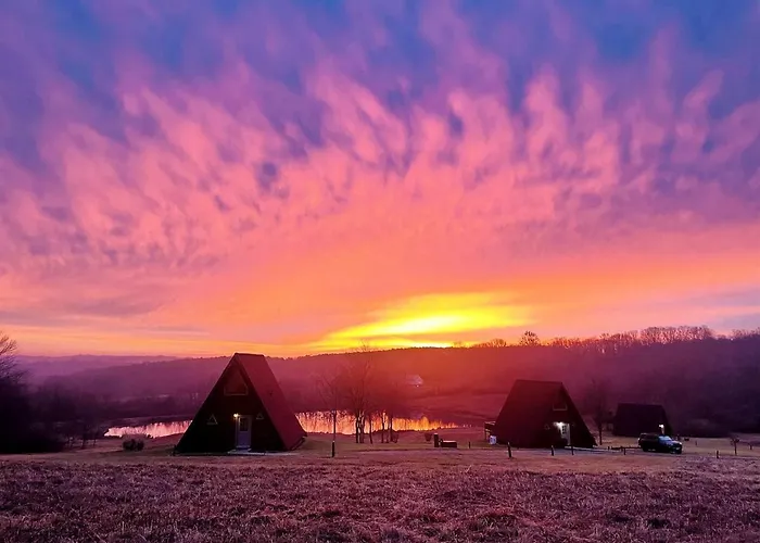 Beautiful A-frame With Hot-tub In Makanda, Illinois * Makanda